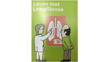 Vraag de brochure Leven met Longfibrose aan